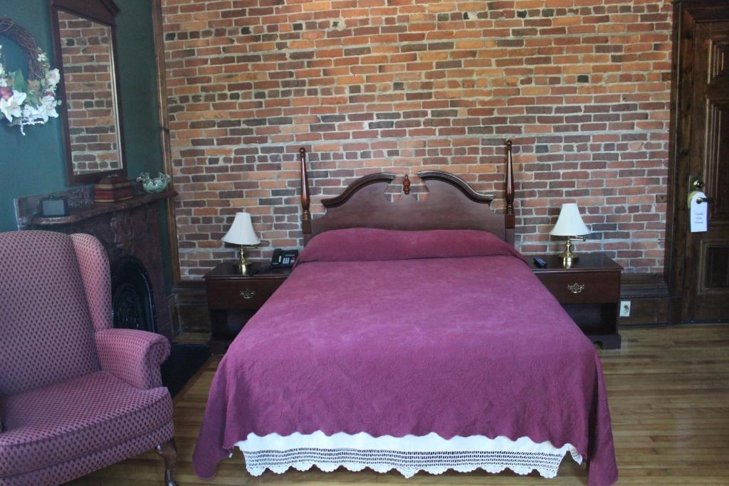 Customs House Inn Піктоу Номер фото